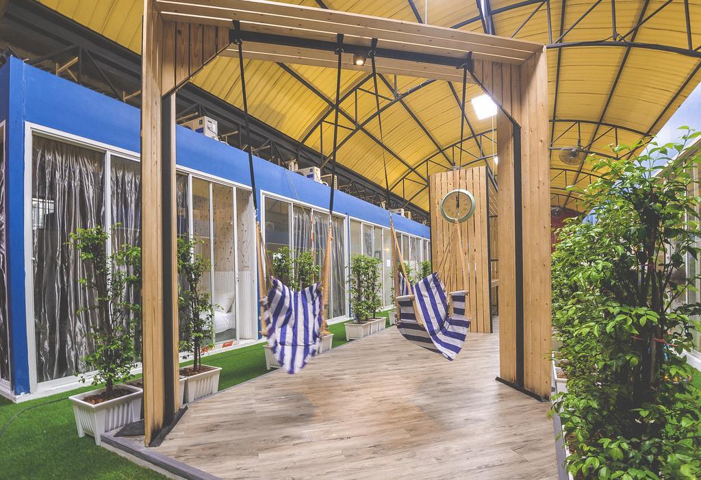 Glur Watergate Bangkok Hostel ภายนอก รูปภาพ