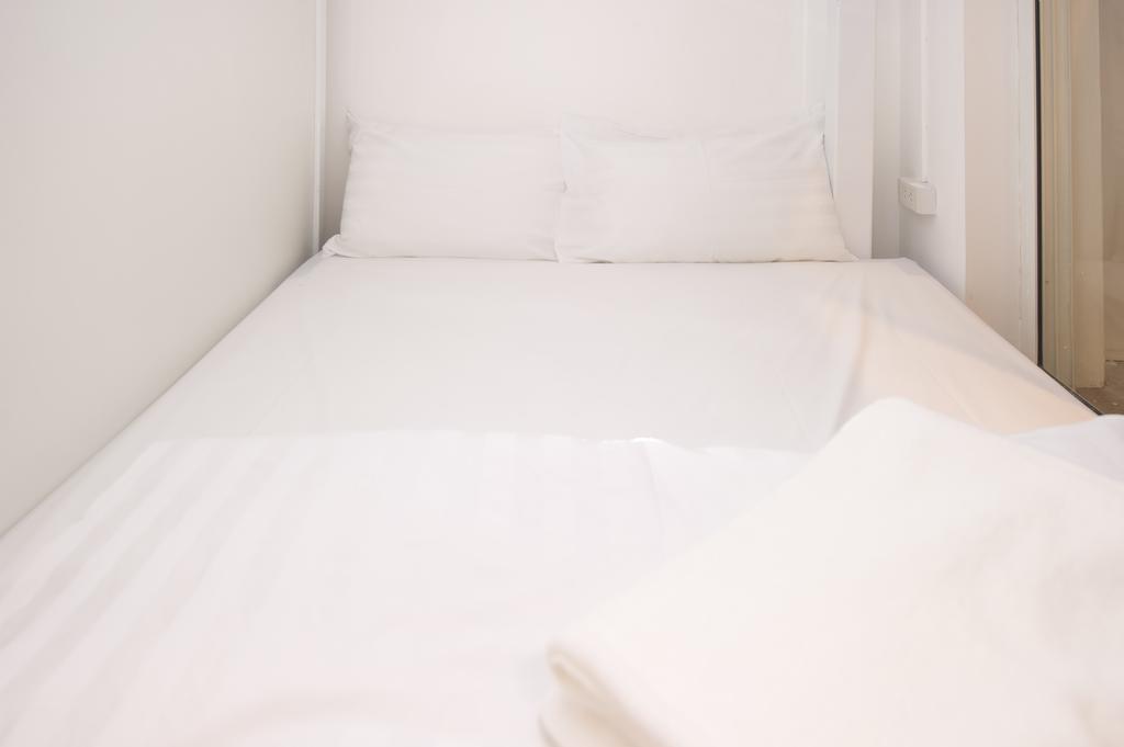 Glur Watergate Bangkok Hostel ห้อง รูปภาพ